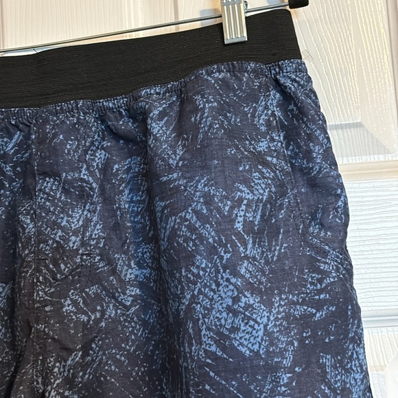 Prana men’s blue 9” inseam athletic shorts size large - Picture 2 of 9